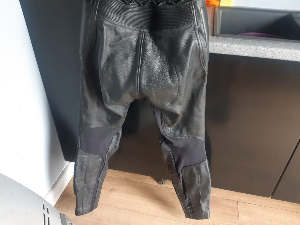 00943 PST sporty.leather race jeans . Knee slider velcro Paul Myler